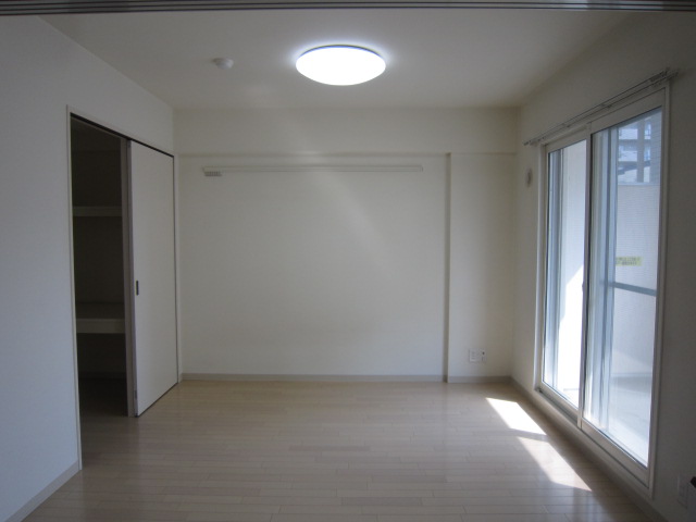 ヒルズ白石本通り 204号-4