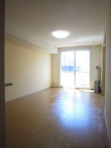 シャーメゾンリヴィエール 102号-2