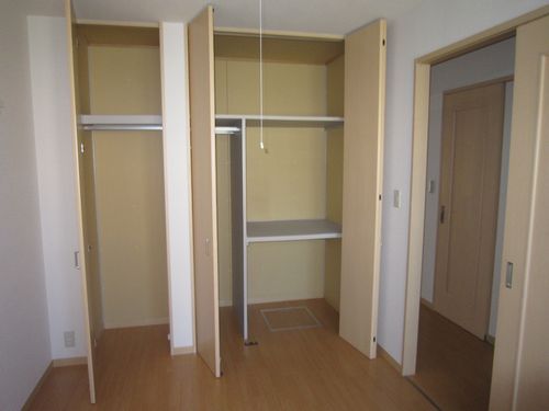 シャーメゾンリヴィエール 102号-7