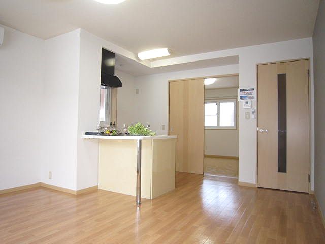 シャーメゾンＡＳＡＨＩ 101号-6