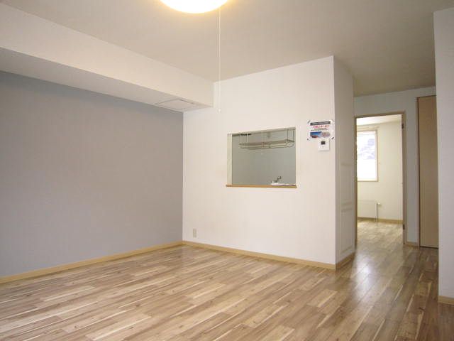 シャーメゾン月寒フィフティー 102号-6