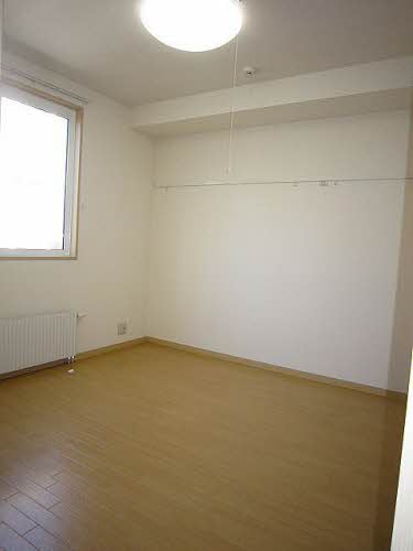 シャーメゾン月寒フィフティー 202号-9