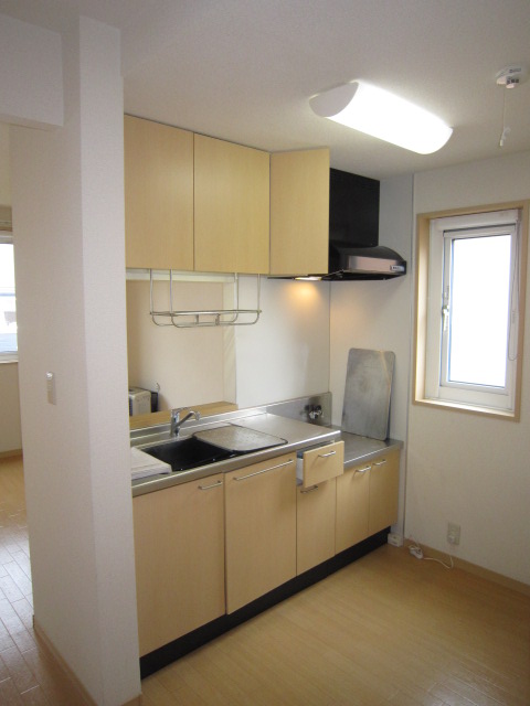 シャーメゾン　アムールⅡ 201号-6