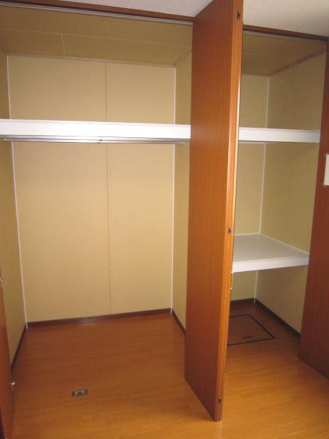ミュンヘン福住 102号-3