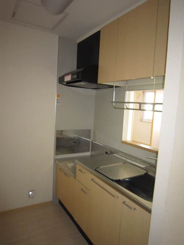 シャーメゾン麻生 202号-3