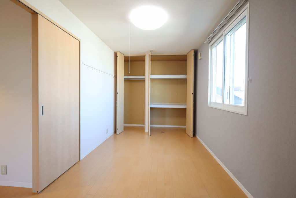 ＲＥＭＡＧＥ　Ｅ 202号-5