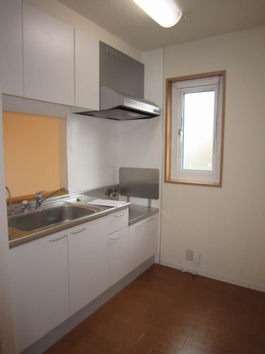 シャーメゾン　ベルクⅠ 101号-3