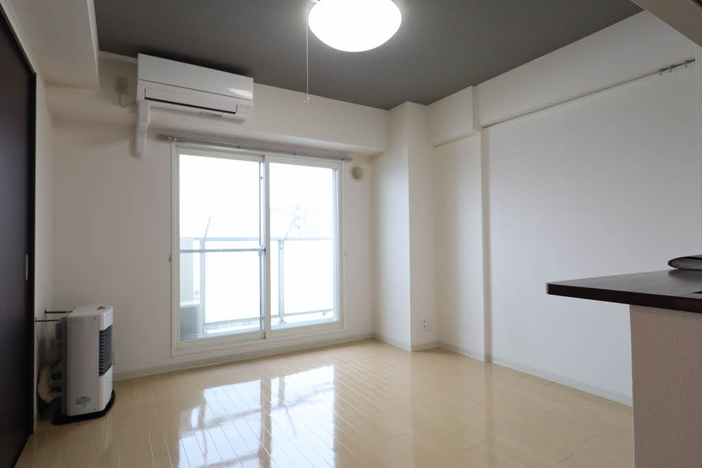 フォレスタ 702号-2