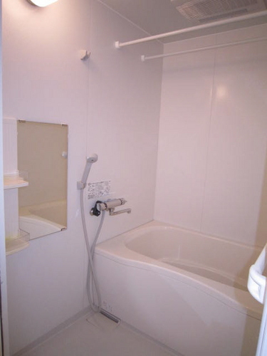 ＣＵＲＡＶＩＥ　ＴＯＷＮ新琴似Ｃ 102号-4