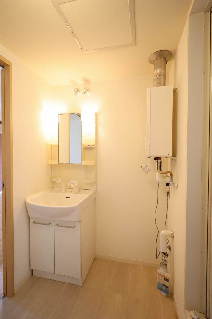 ＣＵＲＡＶＩＥ　Ａ 201号-8