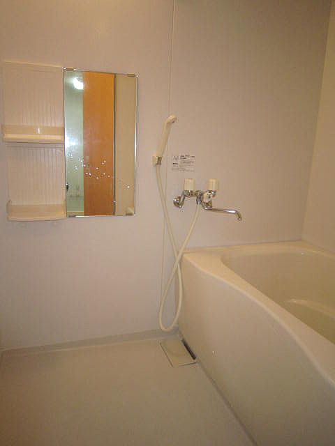 シャーメゾン　アカシア 105号-4