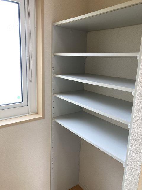 シャーメゾン　エヌ・エイチＢ 102号-5