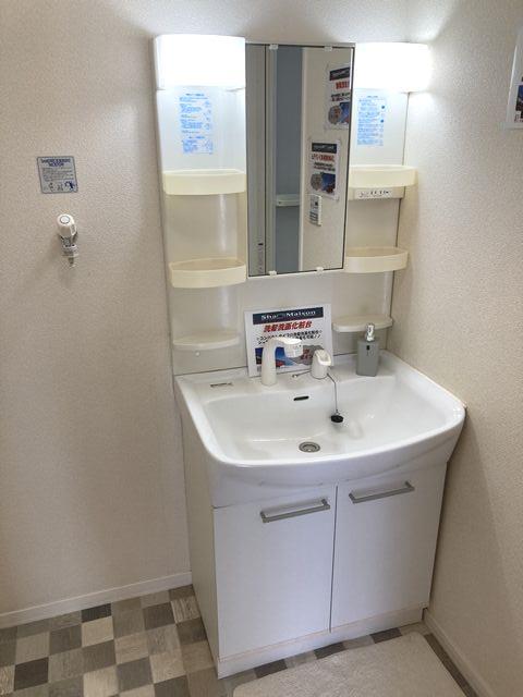 シャーメゾン　エヌ・エイチＢ 102号-8