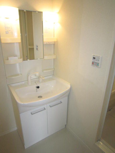 シャーメゾン　エヌ・エイチＣ 103号-10