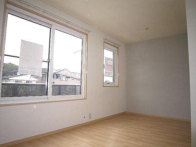 シャーメゾンリラ 201号-2