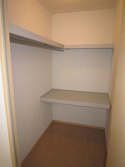 シャーメゾンリラ 201号-5