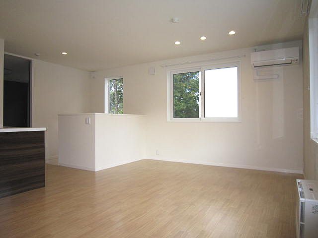 ＨＩＬＬＳＩＤＥ　ＴＥＲＲＡＣＥ　旭ヶ丘 102号-2