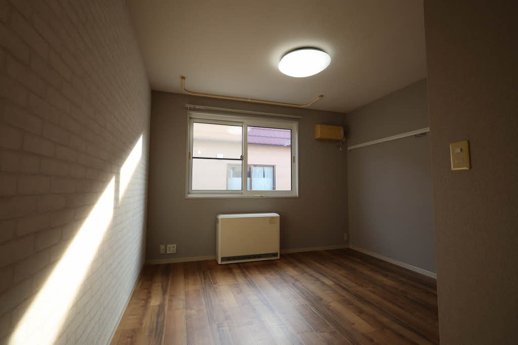 メゾンパブリック 202号-2