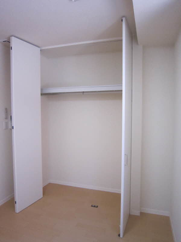 シャーメゾン　ＲＥＦＩＮＯ 102号-8