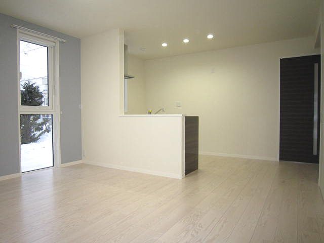 メゾンド・ラウラ 102号-2