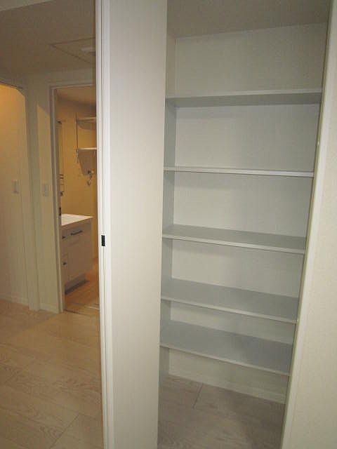 メゾンド・ラウラ 102号-5