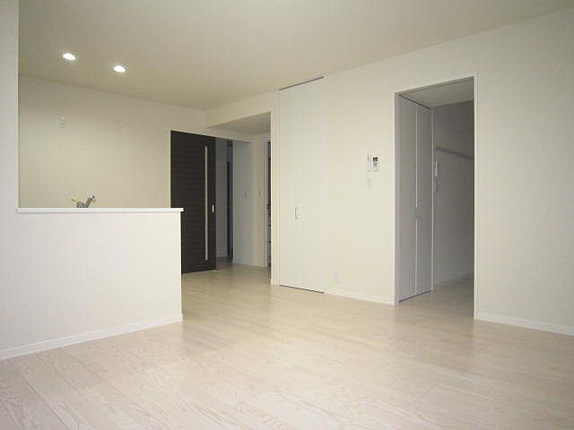 メゾンド・ラウラ 102号-6