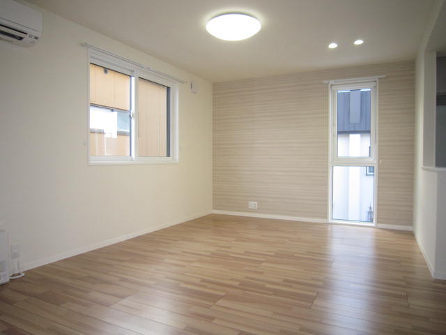 メゾンド・ラウラ 202号-2