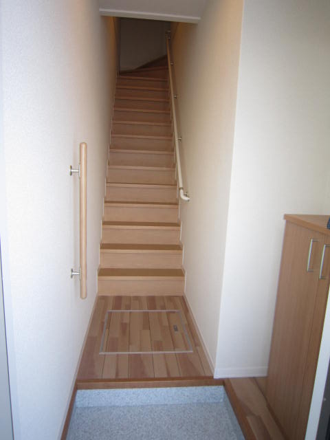 メゾンド・ラウラ 202号-11