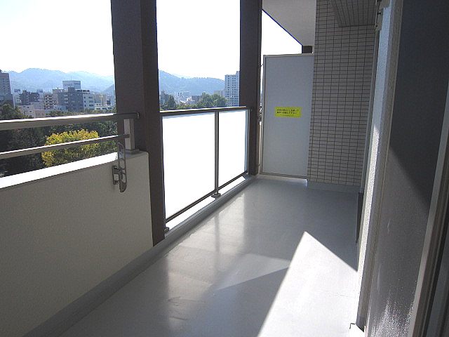 マストライフ知事公館 402号-13