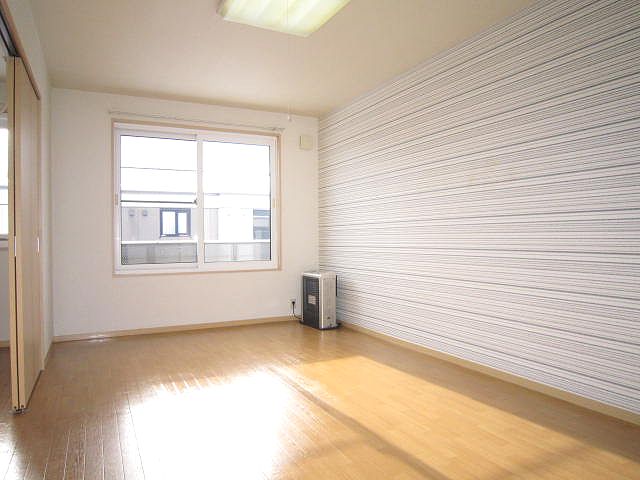 ディアス里塚Ａ 203号-2