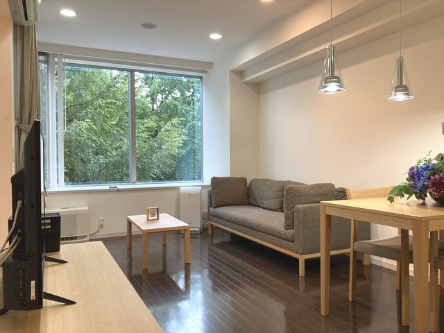 プライムメゾン大通公園　家具付住戸 302号-2