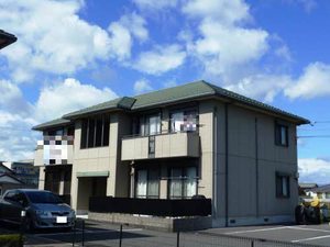 コートハピネス A202号-1