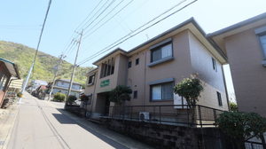 Ｃｏｚｙ　Ｃｏｕｒｔ