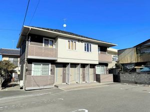 Ｌａ　Ｃｏｕｒ　ｄｕ　Ｒｅｎａｒｄ