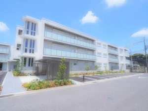 ＮＯＲＲＬＯＶ