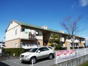 カントリーハイツ A102号-1