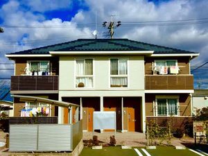 リヴ　ＥＡＳＴ