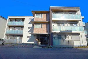 ＥＡＧＲＥＴ　ＲＯＢＩＮ