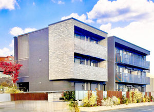 ラフ　アンド　タフ　向山 0203号-1