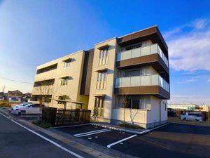 Ｃｈａｍｐ　Ｌｉｖｒｅ（シャン　リーブル）