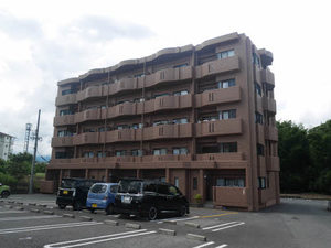 クレストウィル