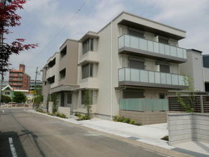 フローラ千代田橋