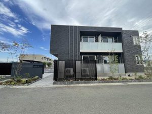 シャーメゾン　フィオーレ