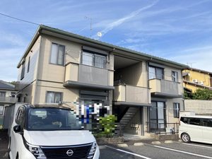 ドミールゆうひがおか C102号-1