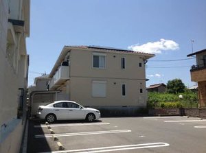 ファミール平井