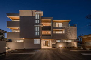 ベラ　コリナ 0102号-1