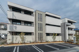 アクイール　一社