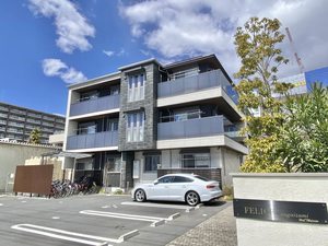 ＦＥＬＩＣＥ　ＮＡＧＡＩＺＵＭＩ