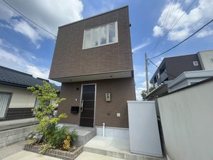 秋吉戸建シャーメゾンＡ-1