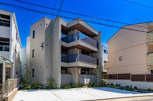 シャーメゾン平安